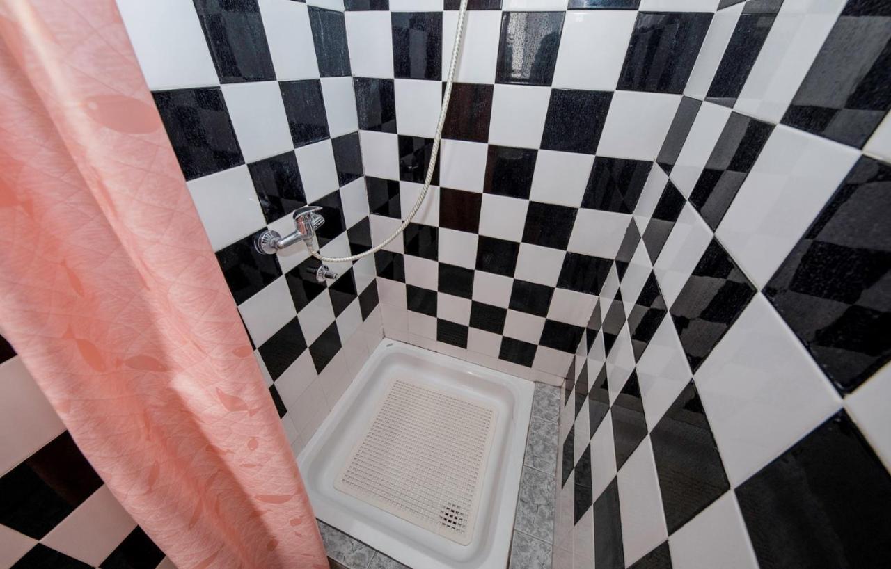 Rooms Dragica Palit Екстериор снимка