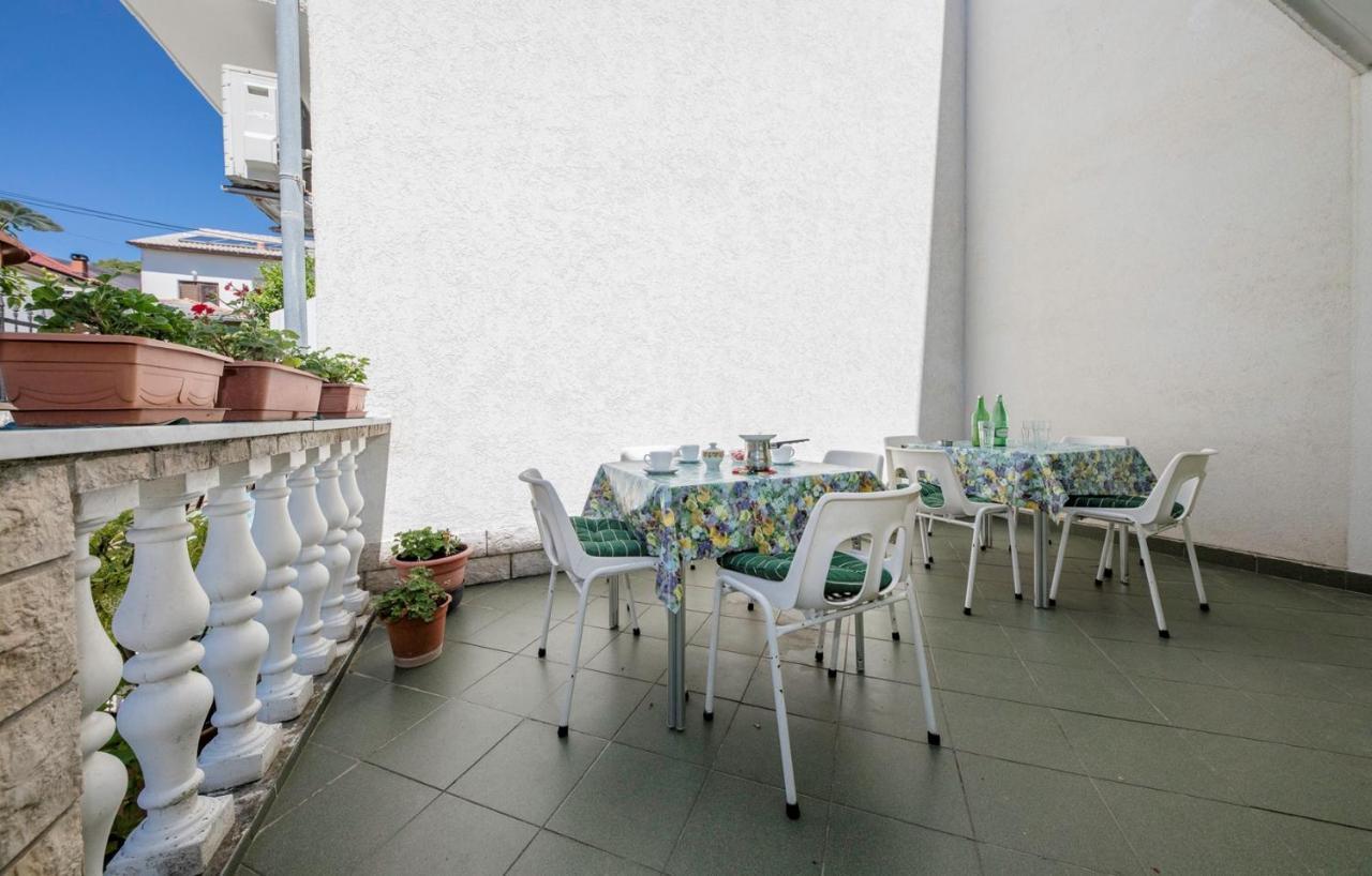 Rooms Dragica Palit Екстериор снимка